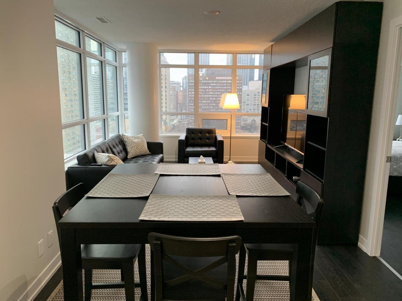 Toronto Metropolitan University-Daphne Cockwell Complex Residence Luaran gambar